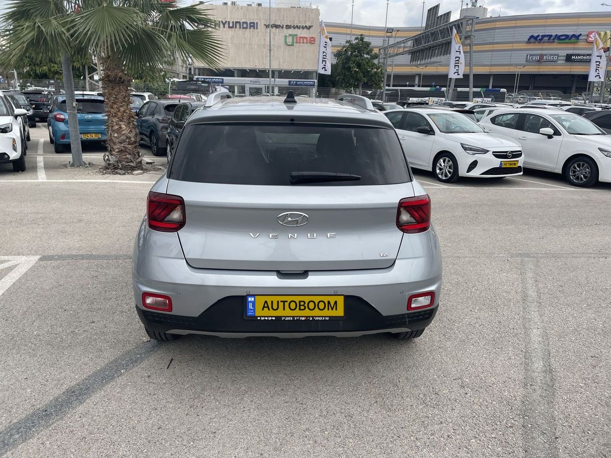 Hyundai Venue 2nd hand, 2023, private hand