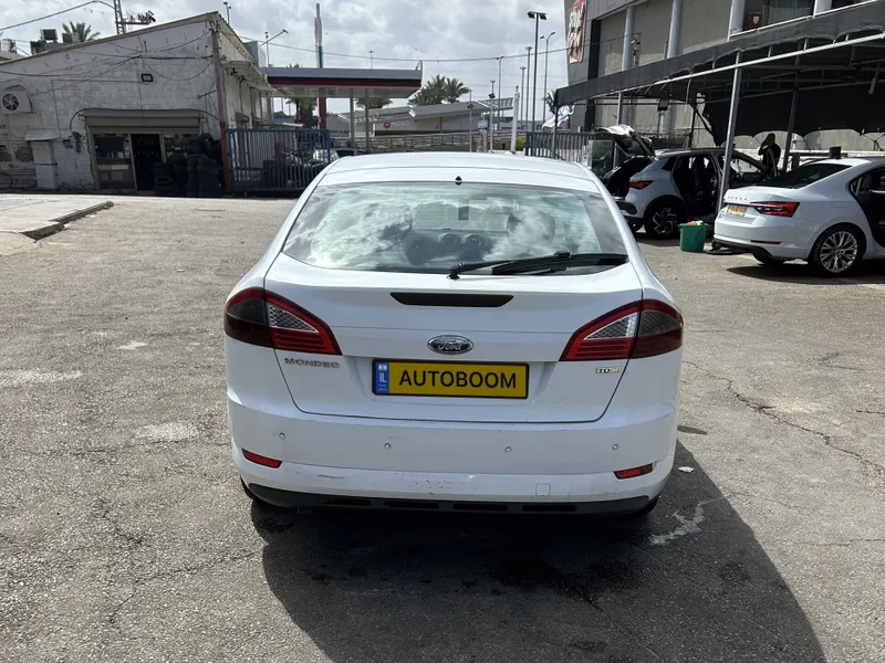 Ford Mondeo с пробегом, 2011, частная рука