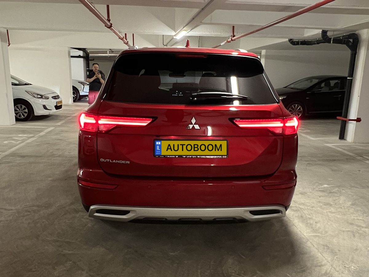 Mitsubishi Outlander 2ème main, 2021, main privée