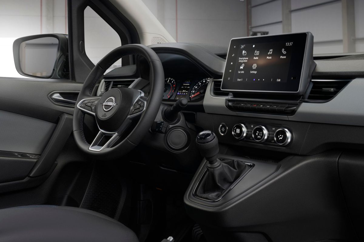 Nissan Townstar 2021. Center console. Van, 1 generation