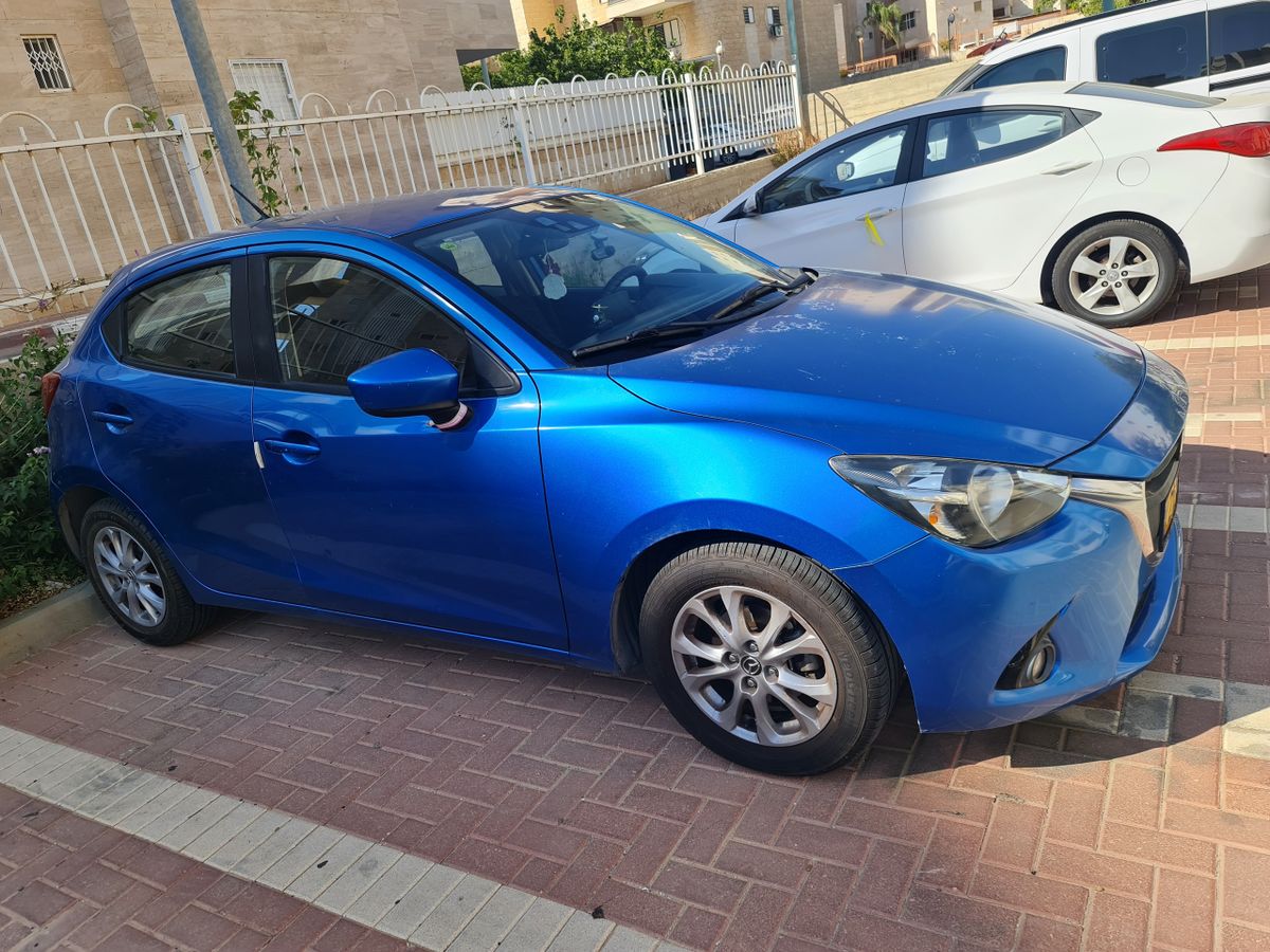 Mazda 2 2ème main, 2016, main privée