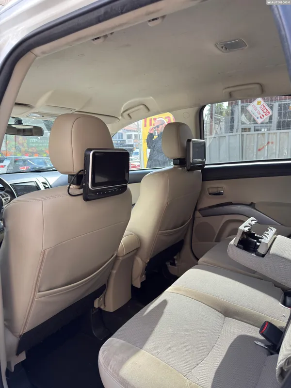 Mitsubishi Outlander 2ème main, 2011