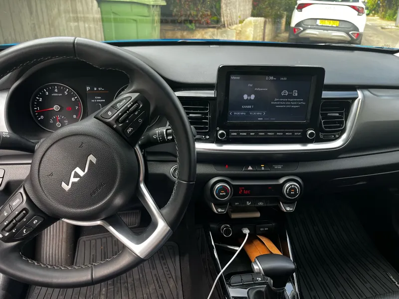 Kia Stonic 2nd hand, 2023, private hand