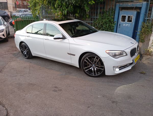 BMW 7 series 2nd hand, 2015, private hand
