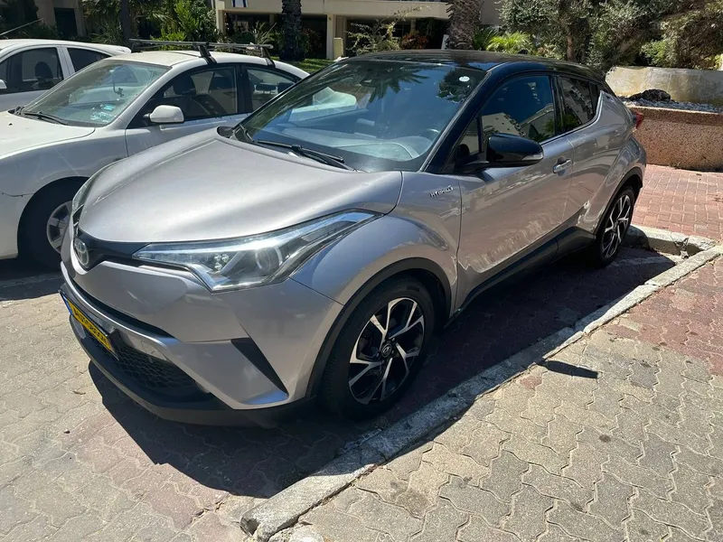 טויוטה C-HR יד 2 רכב, 2017, פרטי