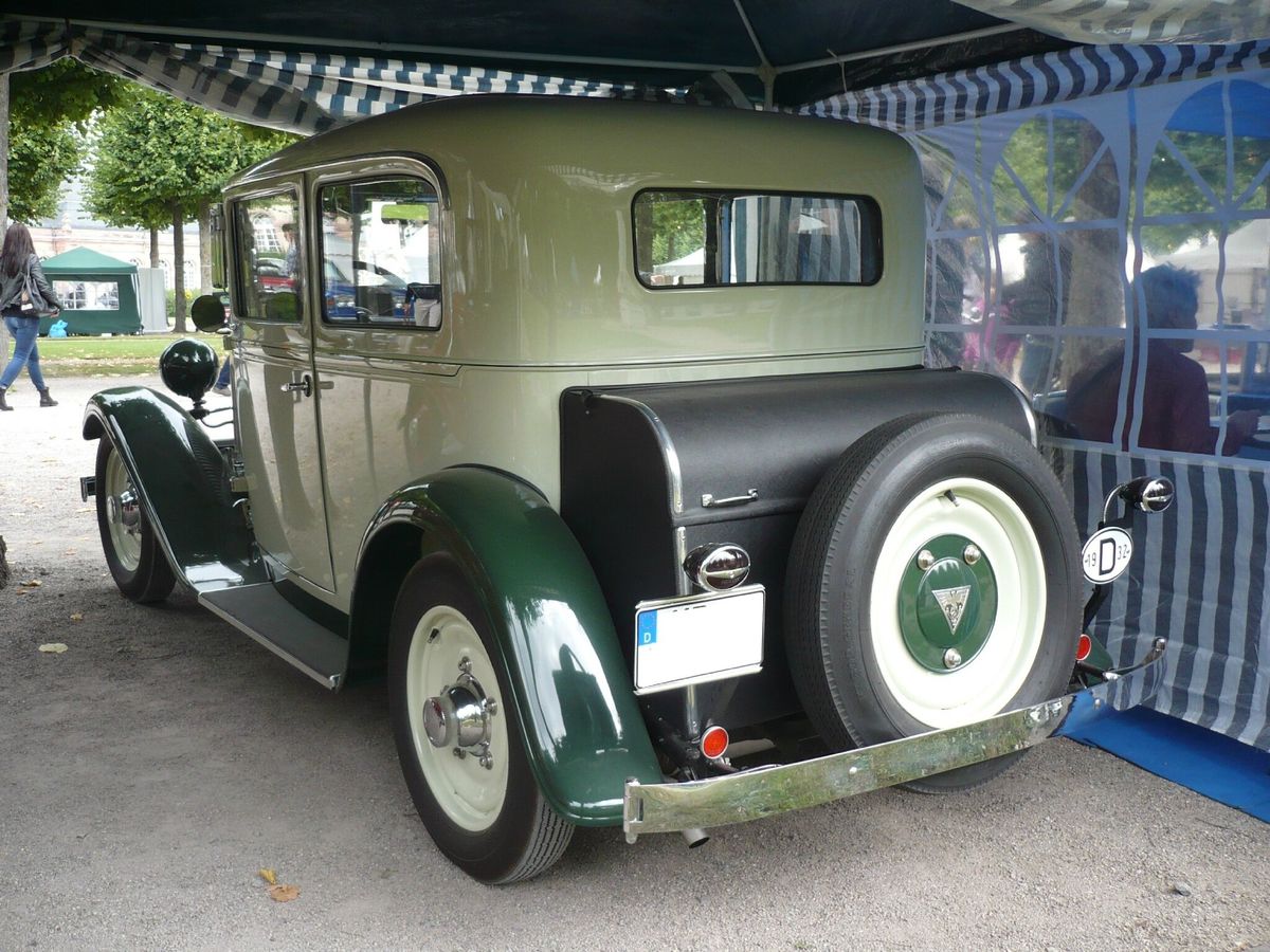 Adler Primus 1932. Carrosserie, extérieur. Limousine, 1 génération