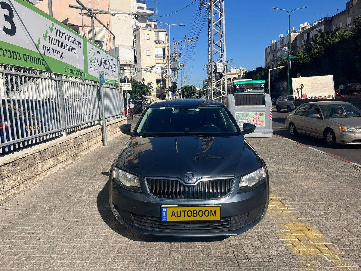 סקודה אוקטביה יד 2 רכב, 2015