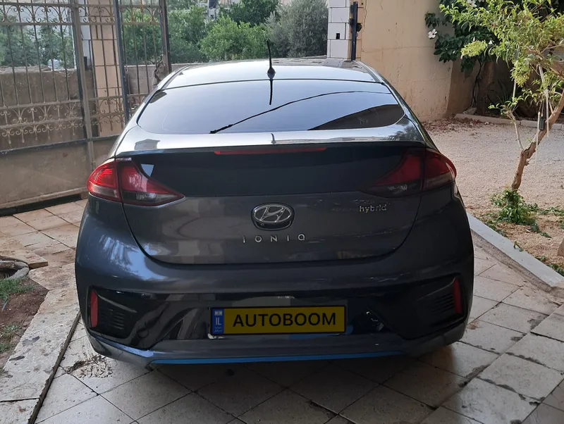 Hyundai IONIQ 2nd hand, 2017, private hand