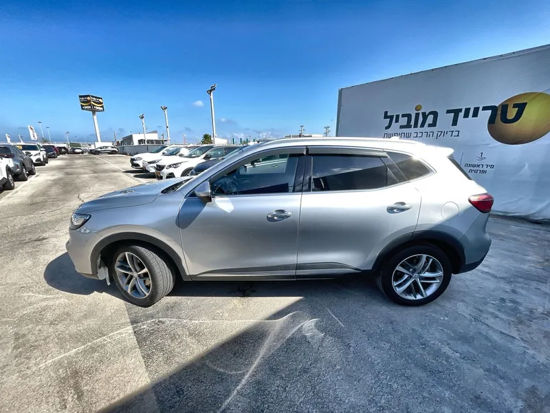 MG EHS 2ème main, 2022, main privée
