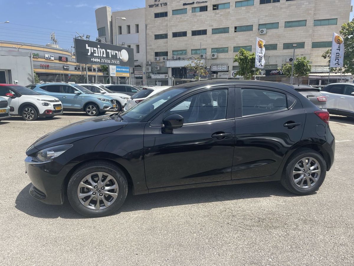 Mazda 2 с пробегом, 2023