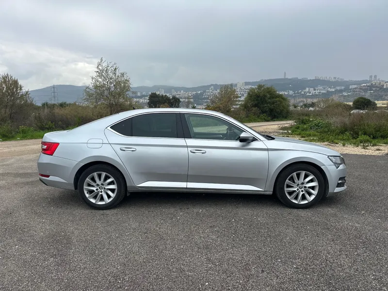 Skoda Superb 2nd hand, 2020, private hand
