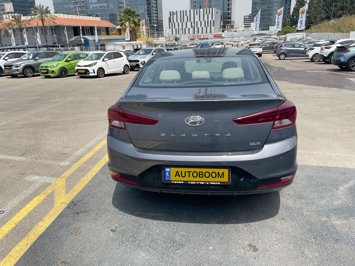 Hyundai Elantra 2nd hand, 2020, private hand