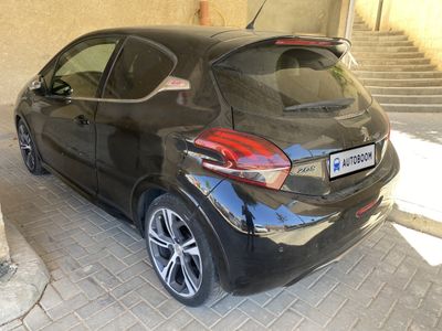 Peugeot 208 GTi 2nd hand, 2016, private hand