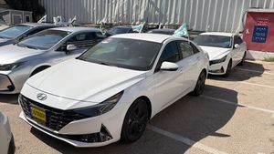 Hyundai Elantra, 2022, photo