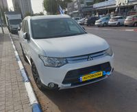 Mitsubishi Outlander 2ème main, 2014, privée