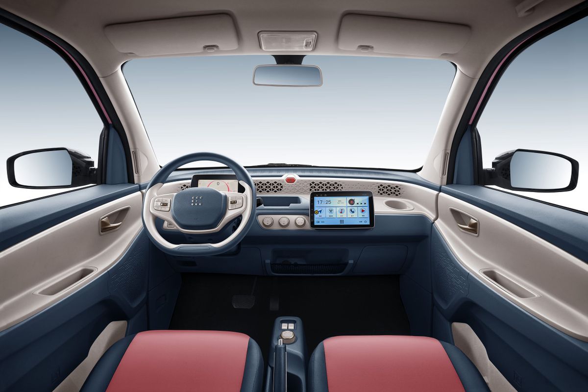 דונגפנג Fengguang Mini EV 2021. מושבים קדמיים. מיני 3 דלתות, 1 דור