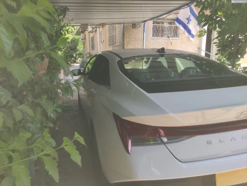 Hyundai Elantra 2ème main, 2025, privée
