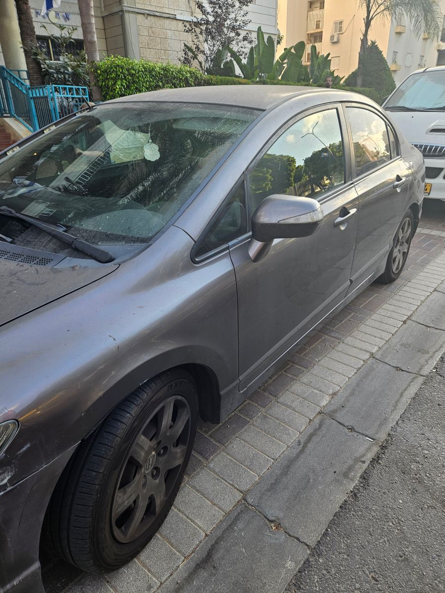 Honda Civic с пробегом, 2011, частная рука