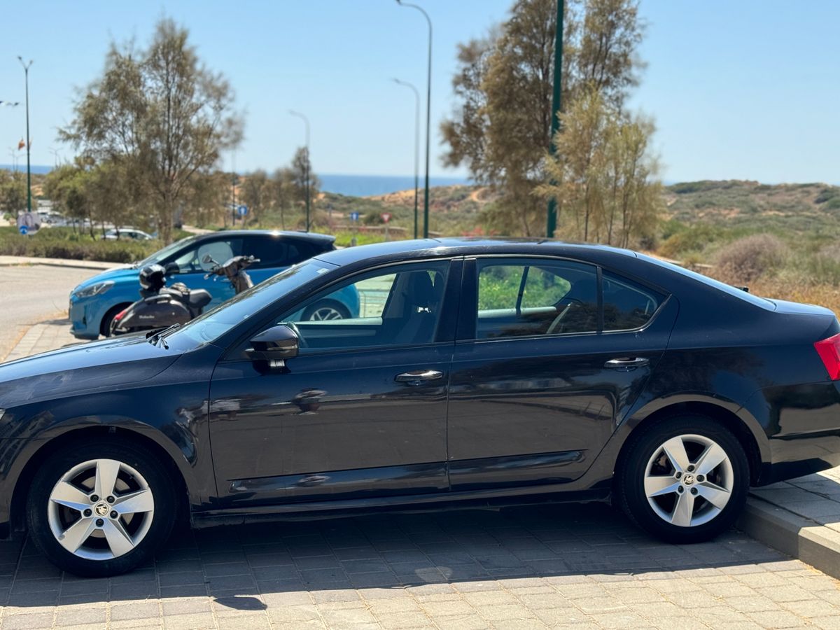 Škoda Octavia 2ème main, 2015, main privée