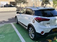 Hyundai i20 Cross 2nd hand, 2017, private