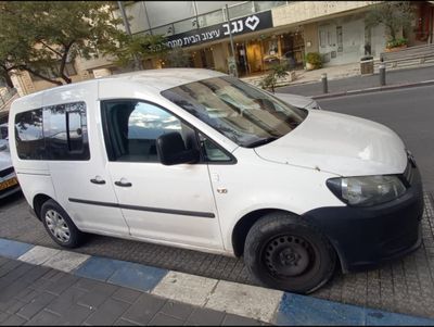 פולקסווגן קאדי יד 2 רכב, 2012, פרטי