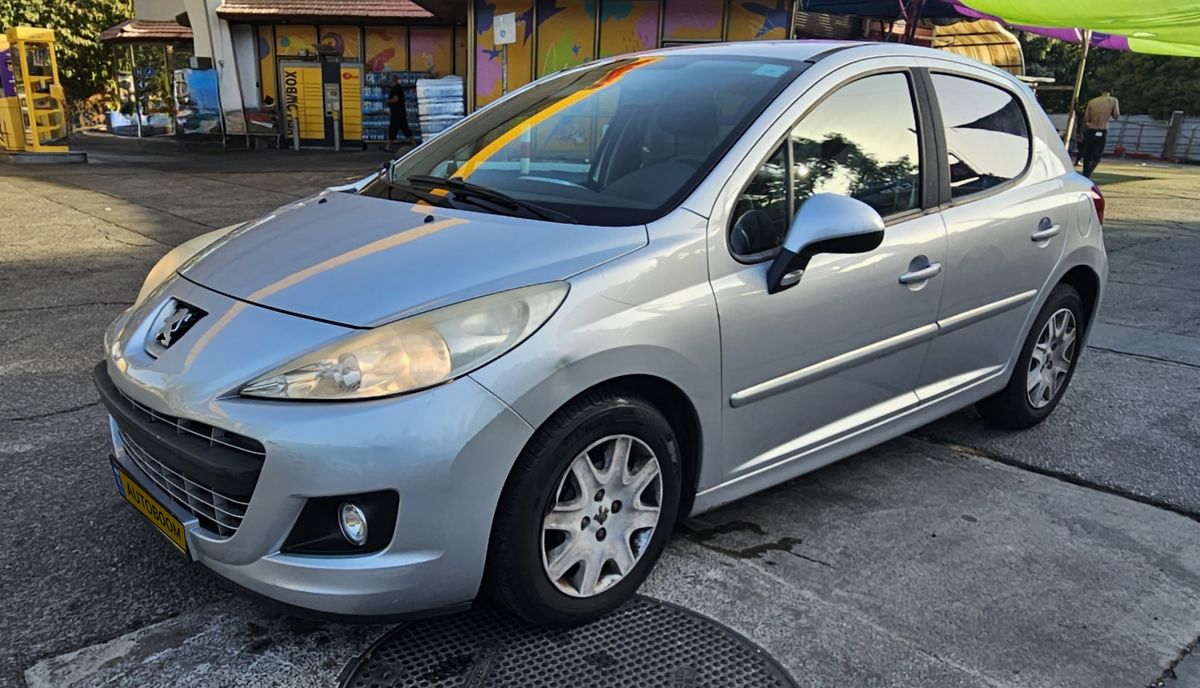 Peugeot 207 с пробегом, 2011, частная рука