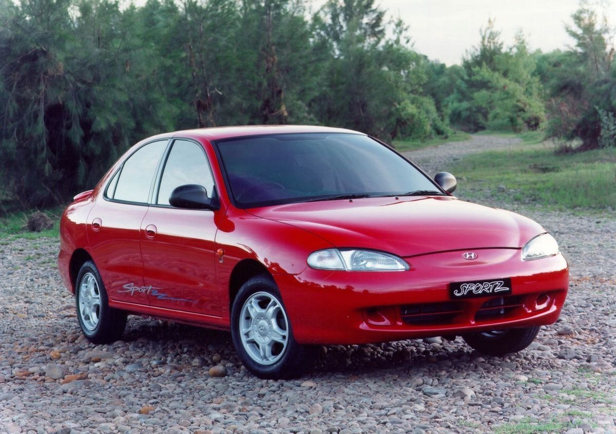 Hyundai Lantra 1995. Carrosserie, extérieur. Berline, 2 génération