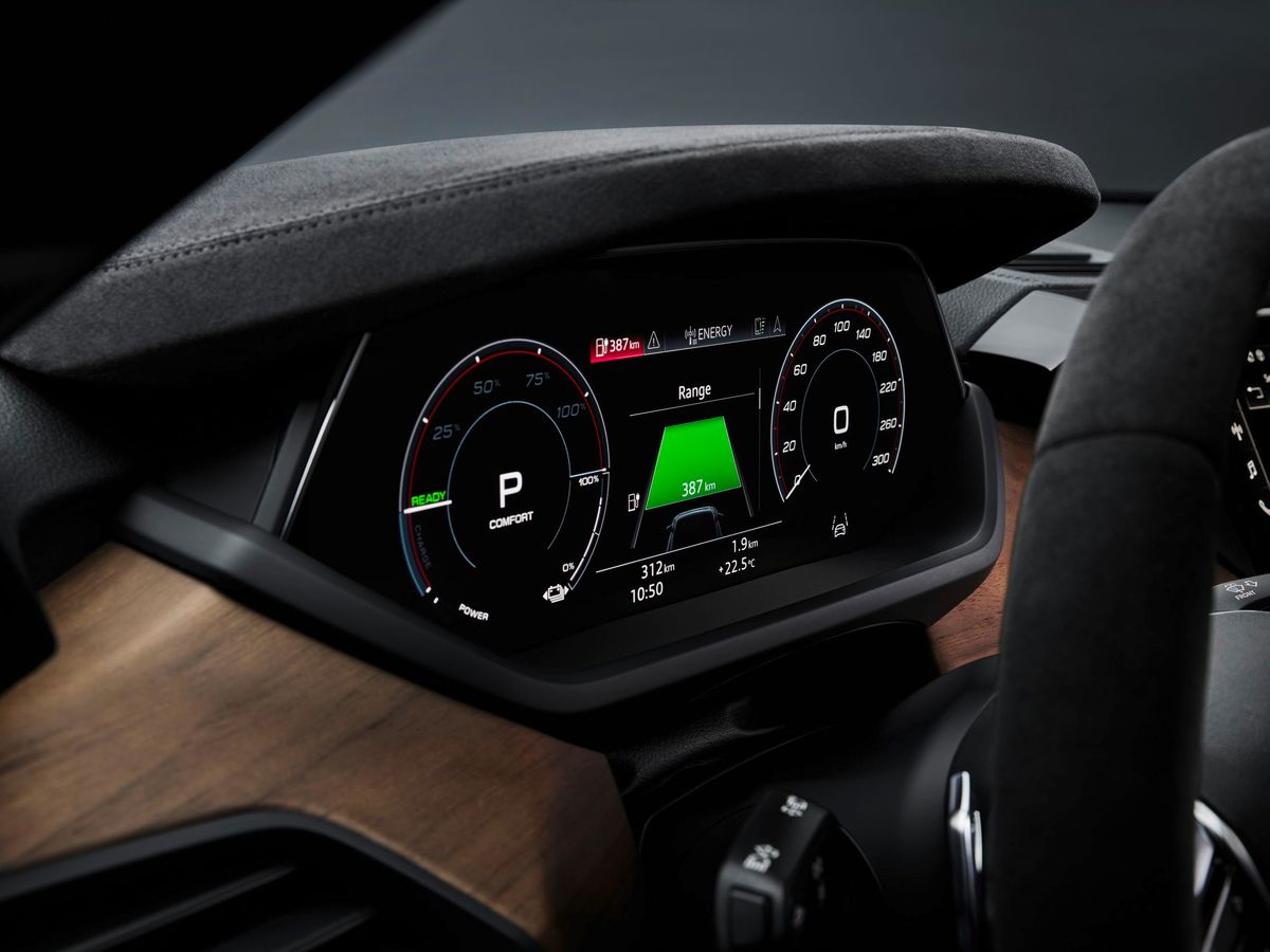 Audi e-tron GT 2021. Dashboard. Sedan, 1 generation