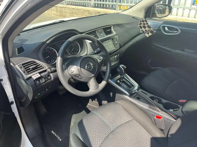 Nissan Sentra 2ème main, 2018