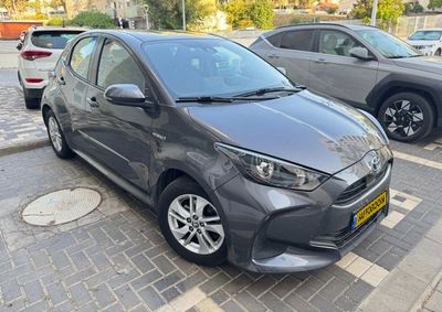 Toyota Yaris, 2021, photo