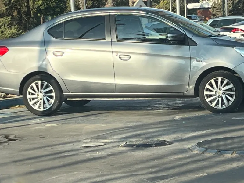 Mitsubishi Attrage 2ème main, 2016, main privée