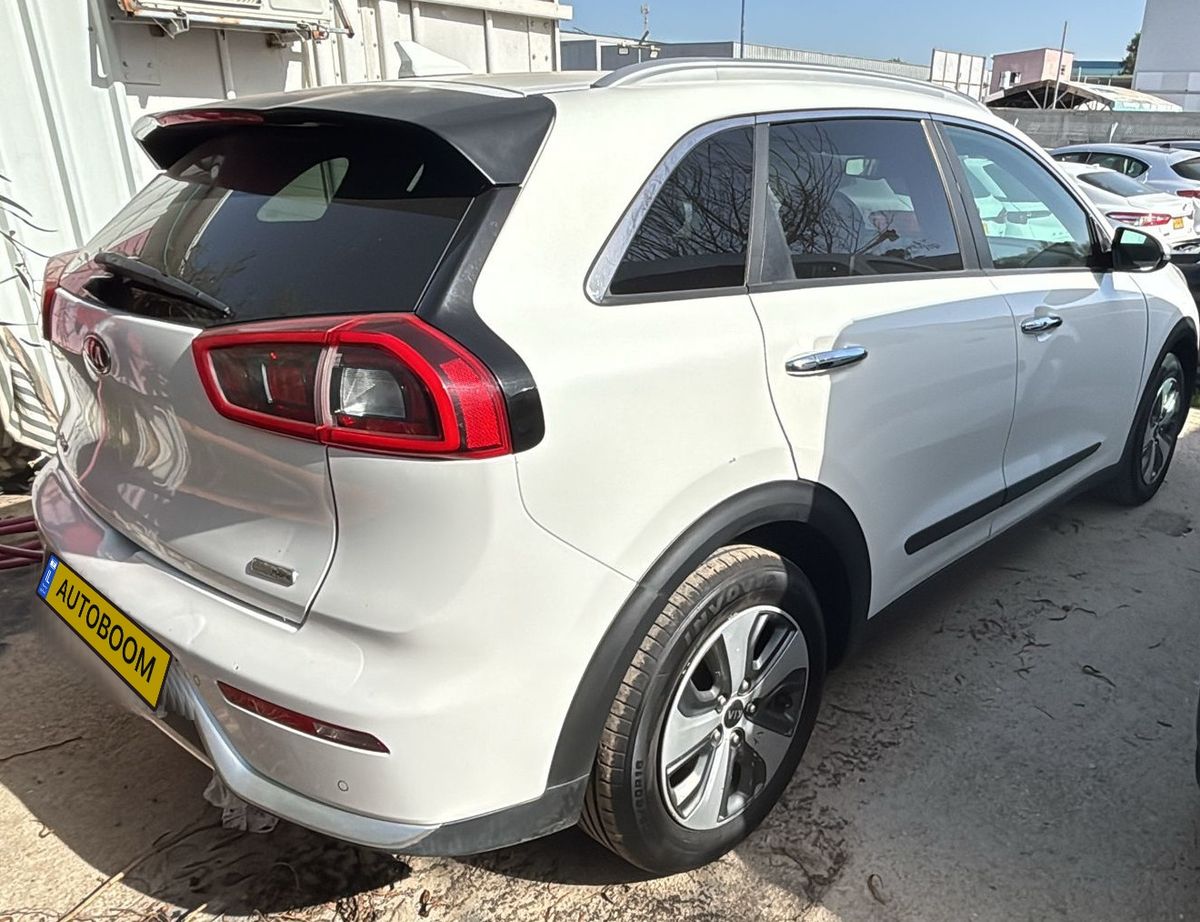 Kia Niro 2nd hand, 2018, private