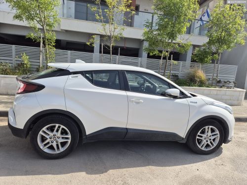 Toyota C-HR, 2021, фото