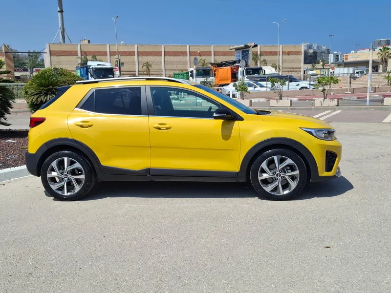 Kia Stonic с пробегом, 2021, частная рука