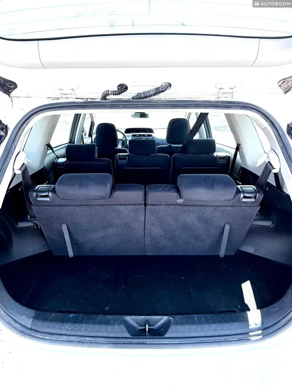 Toyota Prius Plus 2ème main, 2021