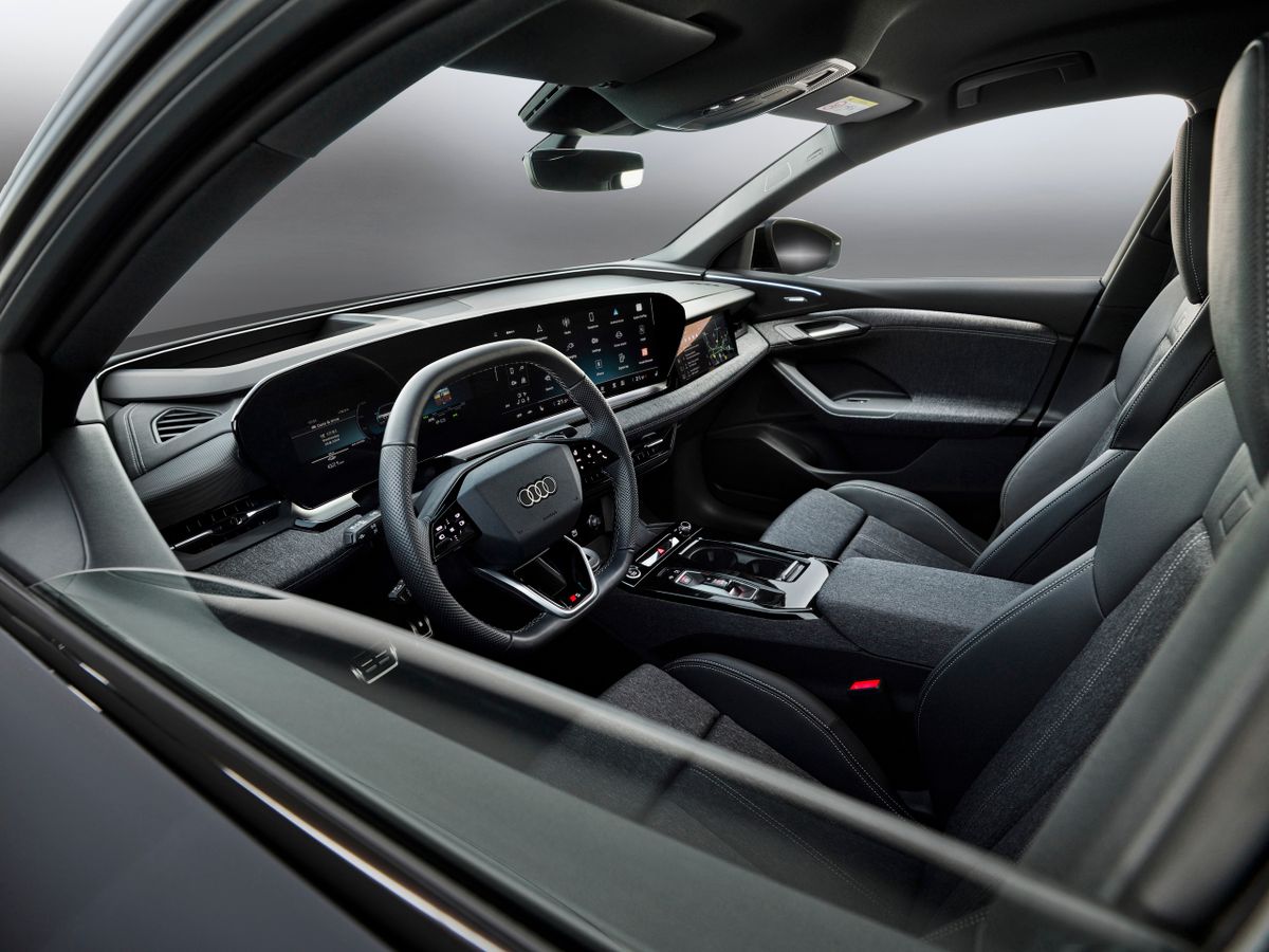 Audi Q6 Sportback e-tron 2024. Передние сидения. Кроссовер Купе, 1 поколение