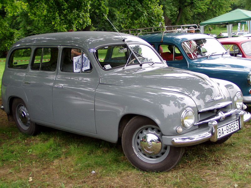 Skoda 1200 i