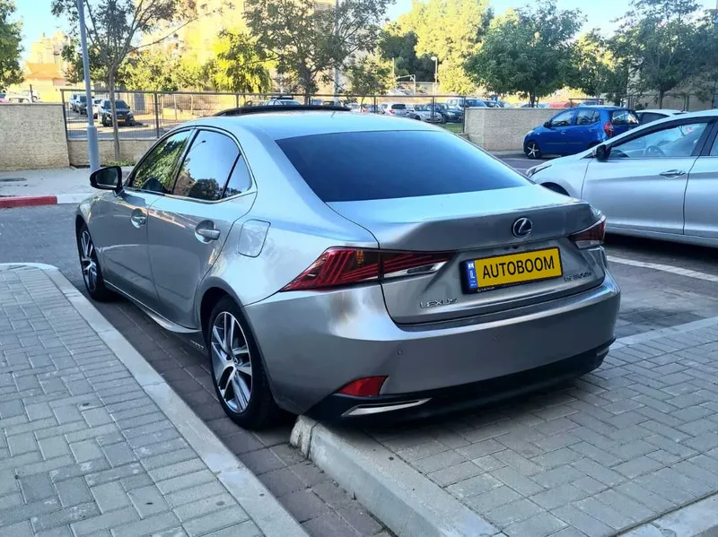 Lexus IS с пробегом, 2019, частная рука