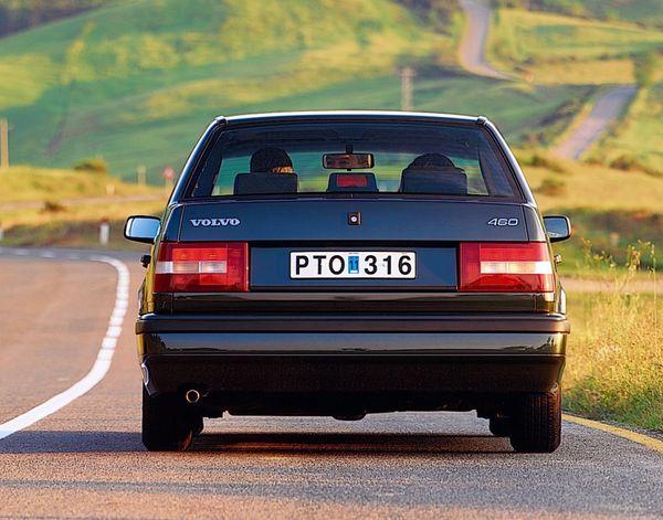 Volvo 460 1988. Carrosserie, extérieur. Berline, 1 génération