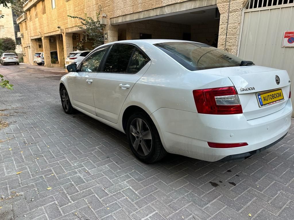 Skoda Octavia 2nd hand, 2017, private hand