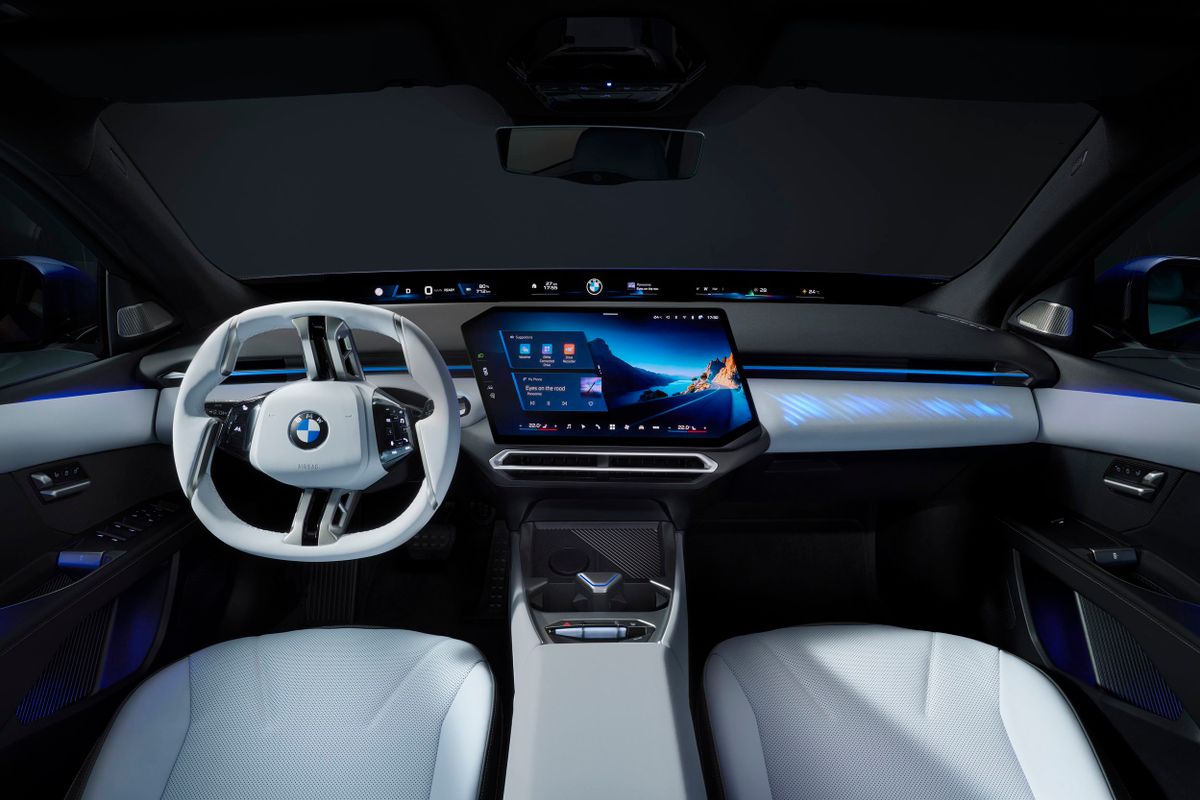 BMW i3. Передние сидения.