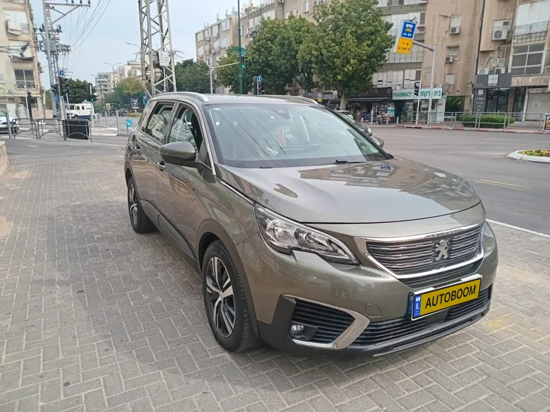 Peugeot 5008 2nd hand, 2019, private hand