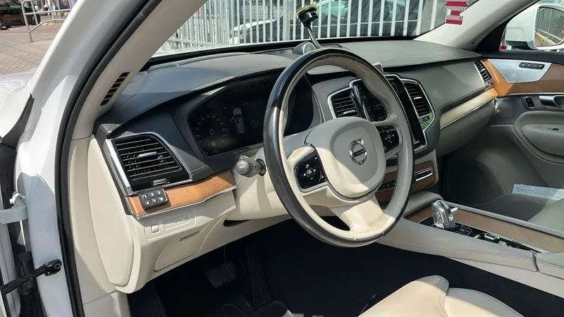 Volvo XC90 2ème main, 2019, main privée