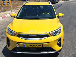 Kia Stonic, 2022, photo