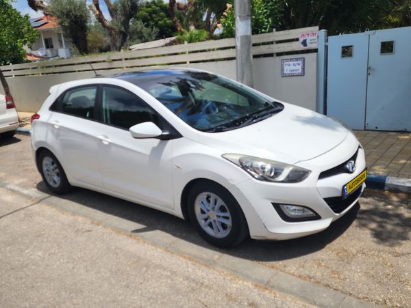 Hyundai i30 2nd hand, 2013, private hand