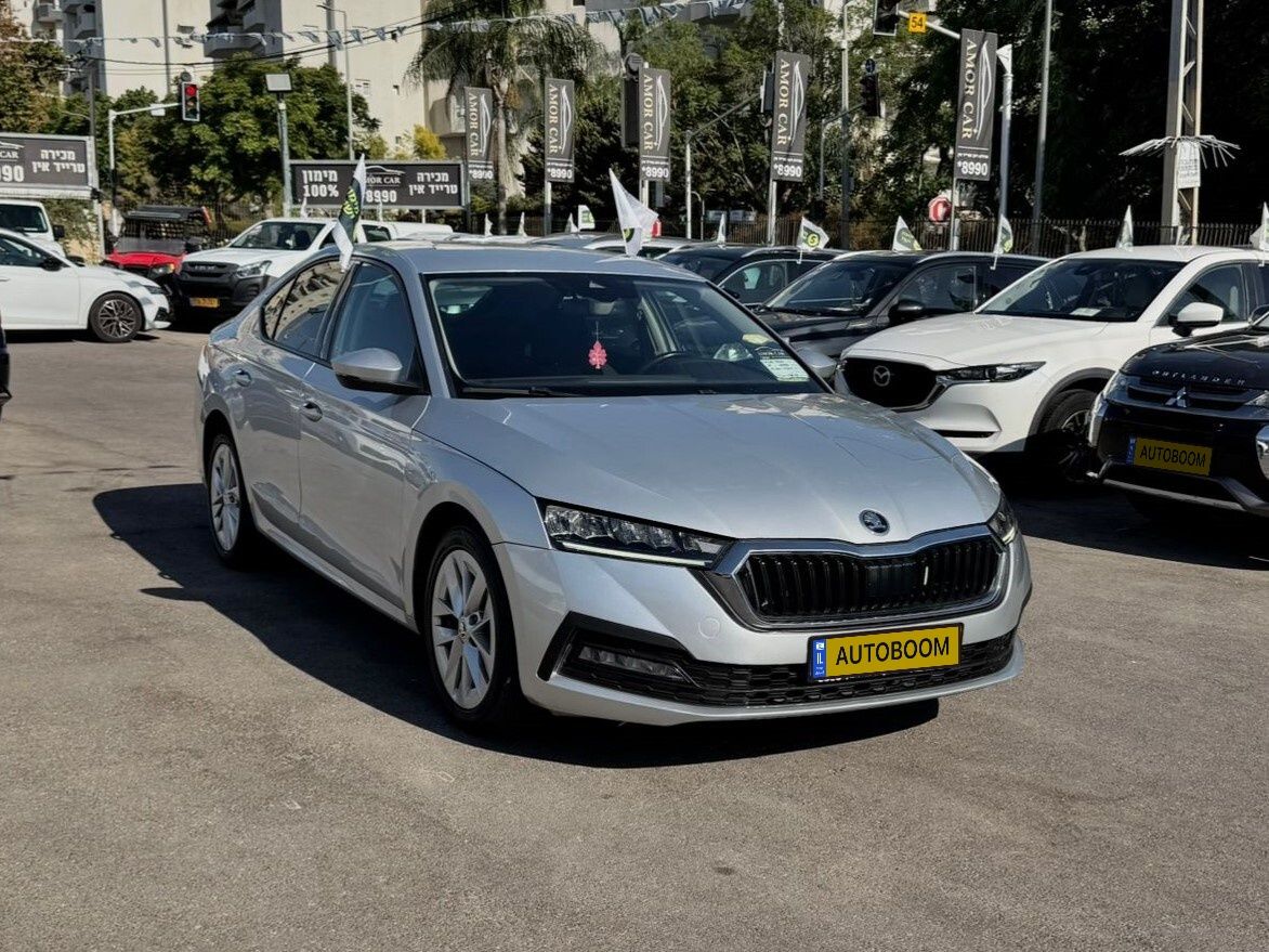 סקודה אוקטביה יד 2 רכב, 2022