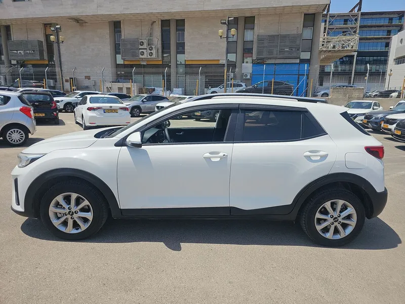 Kia Stonic 2nd hand, 2022, private hand