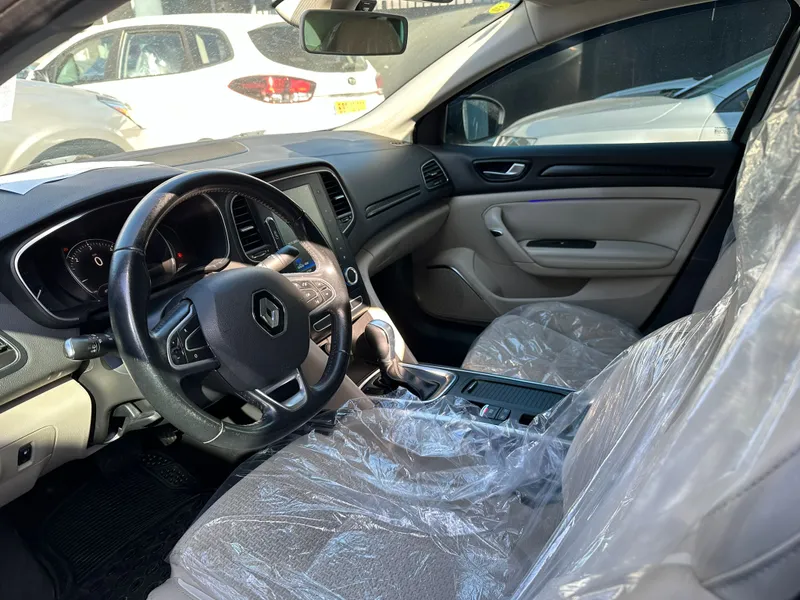 Renault Megane 2nd hand, 2017, private hand