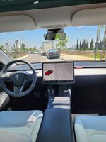 טסלה מודל 3 יד 2 רכב, 2022, פרטי
