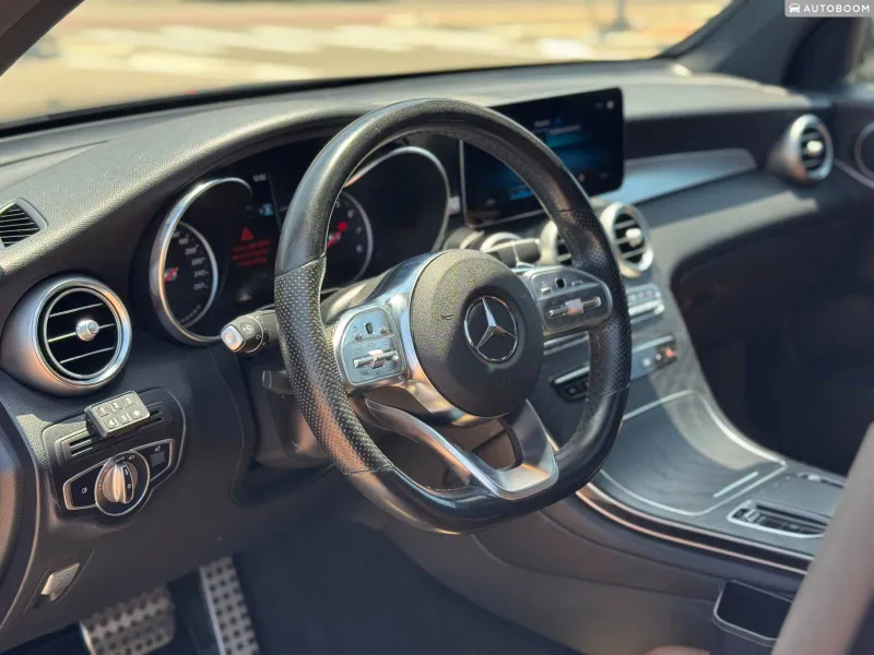 Mercedes GLC 2nd hand, 2022, private